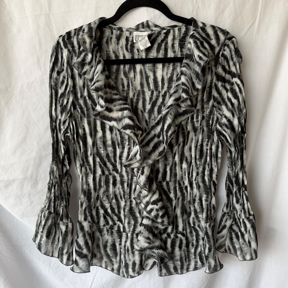 Bethany Ruffle y2k Whimsygoth Black White Zebra Print Bell Sleeve  Medium 8/10